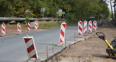 Gryfino – Krzywy Las - Nowe Czarnowo: trwa inwestycja drogowa i rowerowa [ZDJĘCIA]